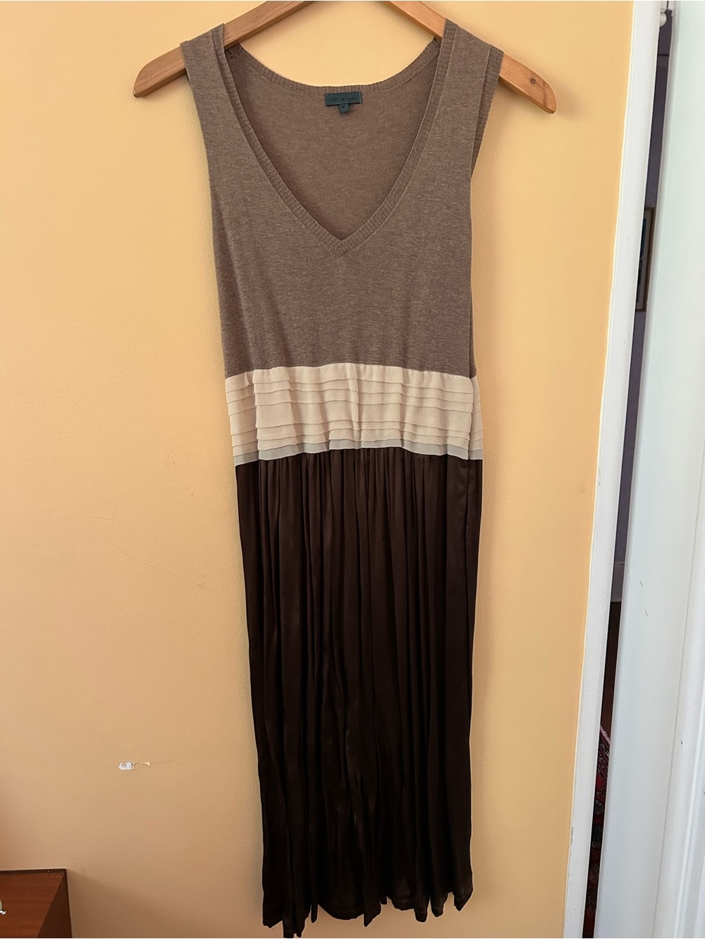 Sleeveless Maxi Dress in Taupe, Cream & Dark Brown